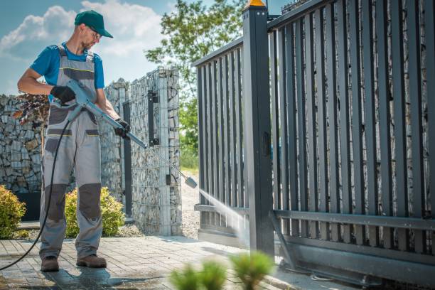 Best Factory Floor Cleaning  in Walworth, WI
